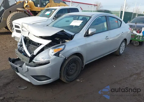 2015 Nissan Versa 1.6 Sv z USA, uszkodzony, nr VIN 3N1CN7AP5FL824139